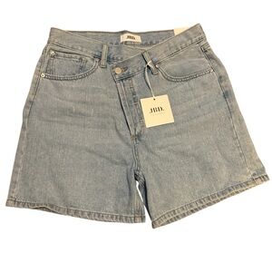 The Criss Cross short